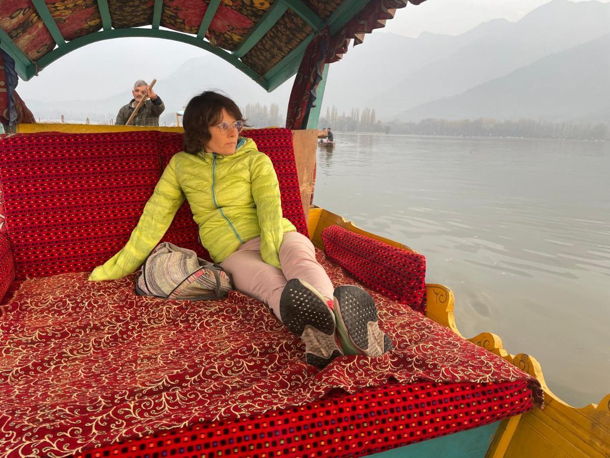 Hôtel The Heritage Safina Group Of Houseboats à Srīnagar Extérieur photo